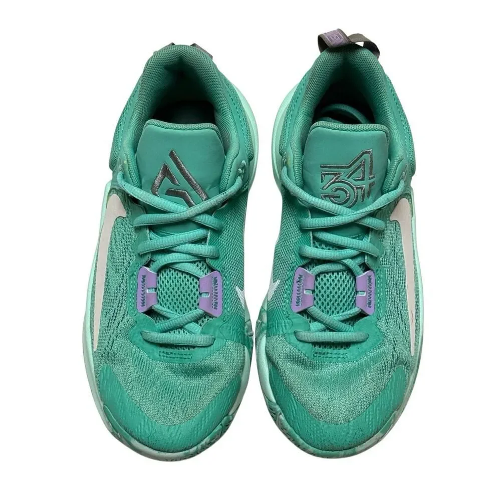Nike kid giannis